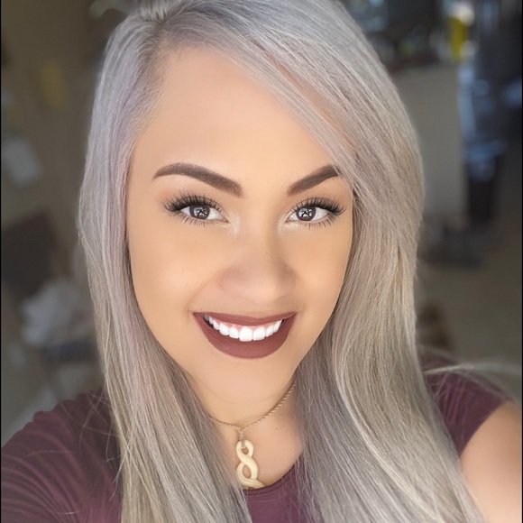 Meet your Posher, Ezralyn - Picture 3 of 11